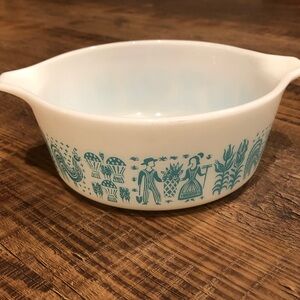 Pyrex Vintage Blue and White Dish